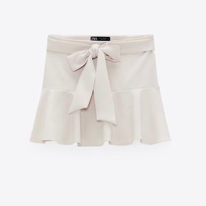 Zara Bow Trim Skort - Cream - Size L